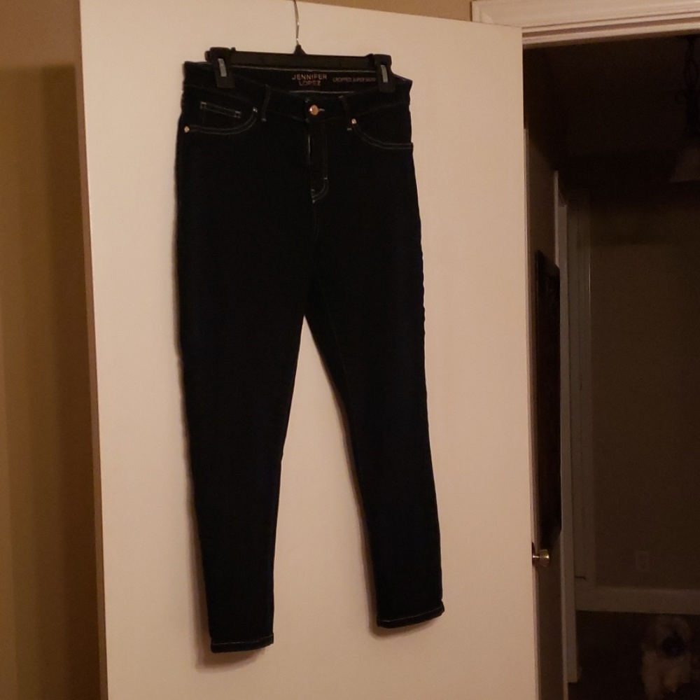 Jennifer Lopez Cropped Super Skinny Jean, like new